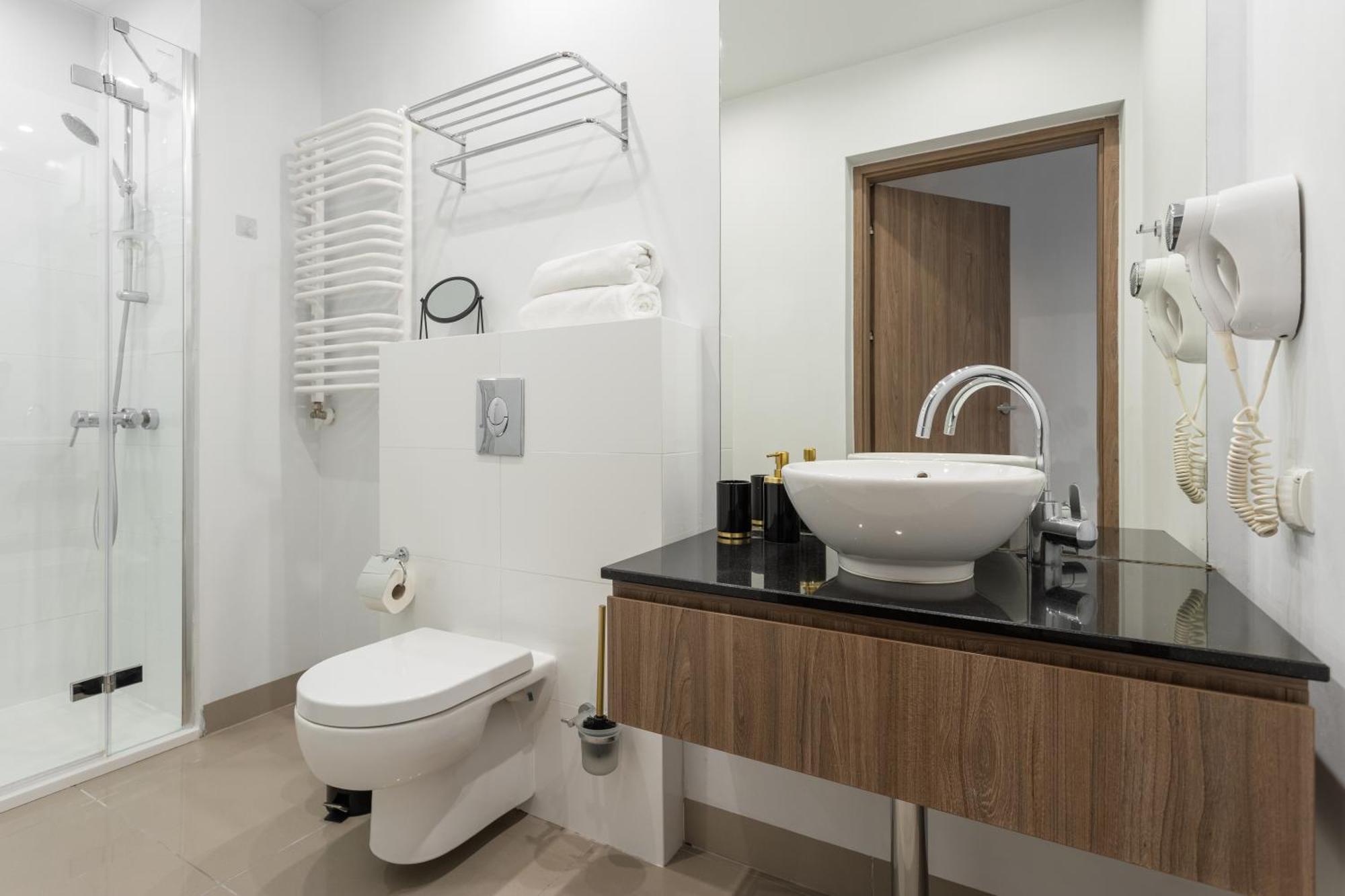 Golden Warsaw: Luxury In Browary Warszawskie Butas *